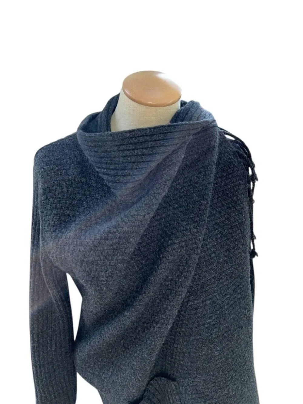St John charcoal gray ribbed fringe trim cardigan sweater L